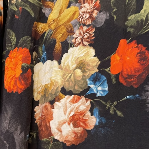 Anthropologie, medium, black floral crossover top - Picture 8 of 9